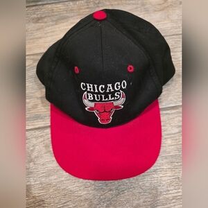 NBA Chicago Bulls Basketball Black Ball Cap Hat Mens One Size Vintage Throwback